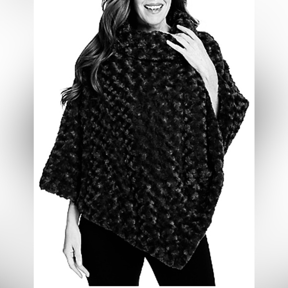 PAMELA McCoy BLACK FAUX FUR PANCHO- SIZE M - Picture 4 of 17